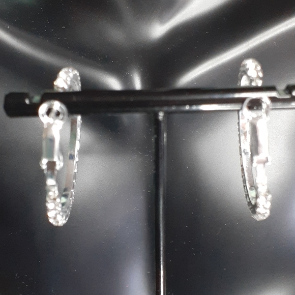 18K White Gold Filled Cubic Zirconia Hoops 1.7 Dia - Picture 6 of 7